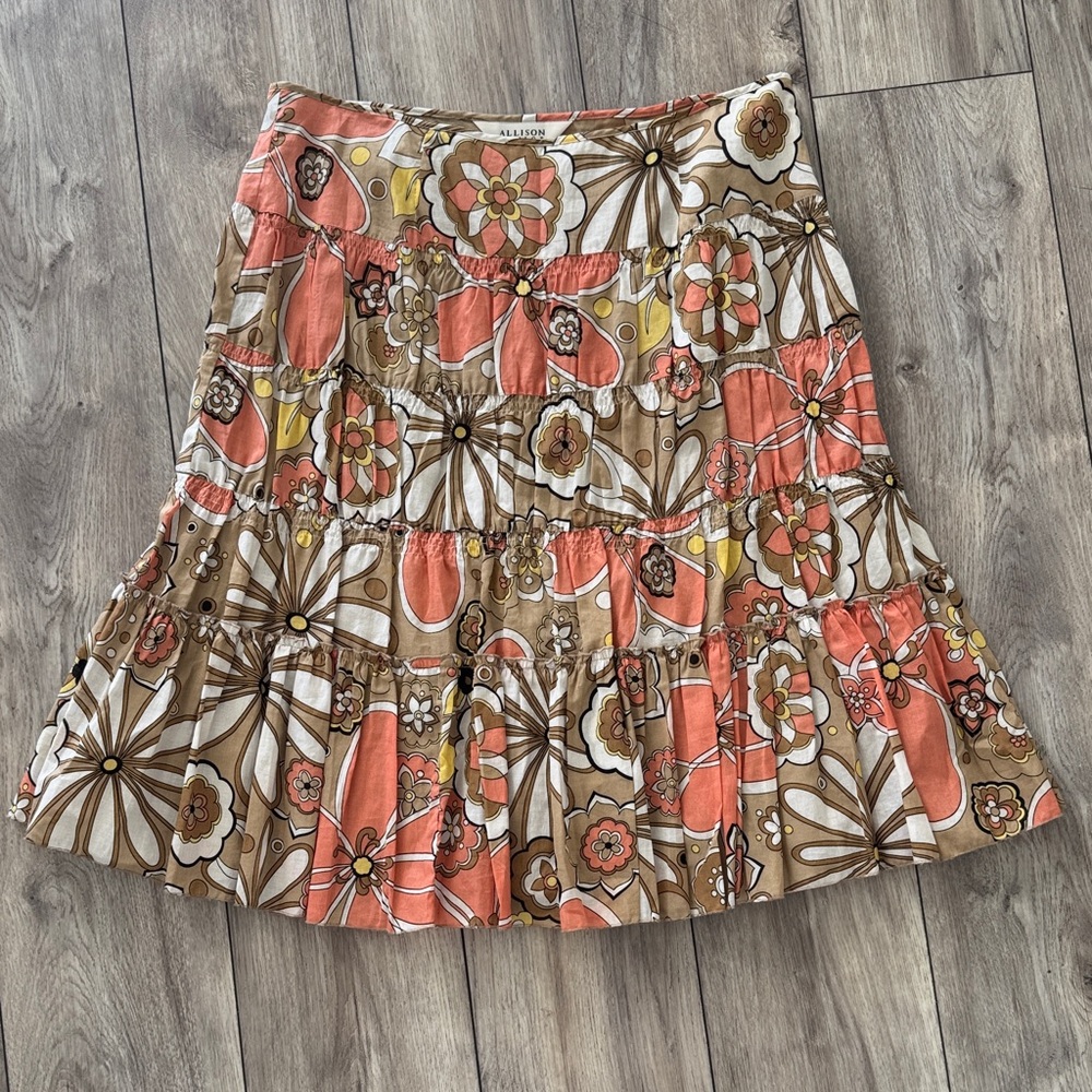 Allison Taylor Floral A-Line Skirtโ in Coral and Tan